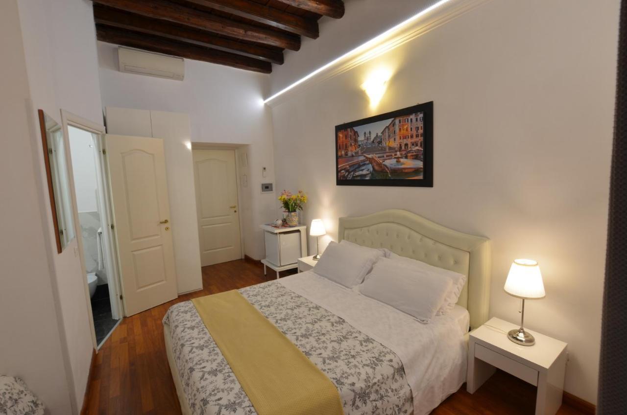Notti A Alojamento de Acomodação e Pequeno-almoço Roma