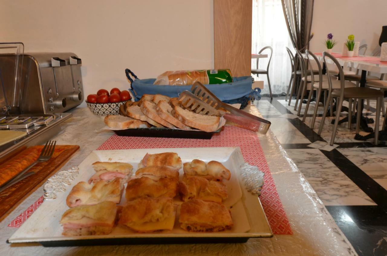 Notti A Alojamento de Acomodação e Pequeno-almoço 3*